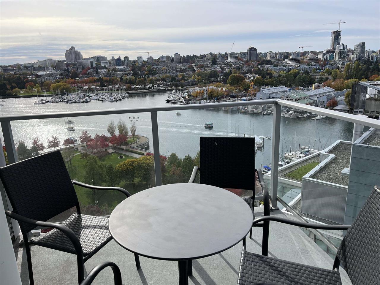 #1702 - 638 Beach Crescent